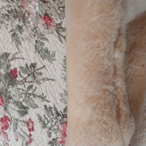 Lauren Conrad large crossbody/clutch. NWOT Off white color. - Picture 15 of 16